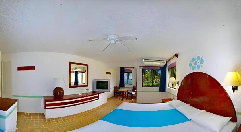 Selina Cancun Laguna Zona Hotelera Ngoại thất bức ảnh